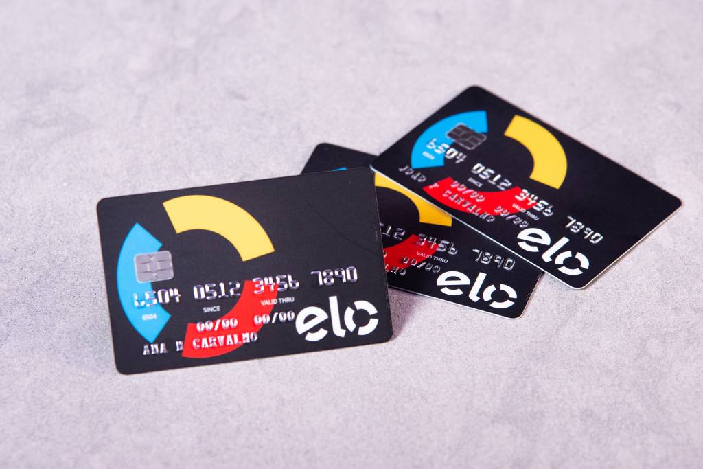 Lei Magnitsky expõe dependência de bandeiras estrangeiras e deixa Elo como única opção para Moraes