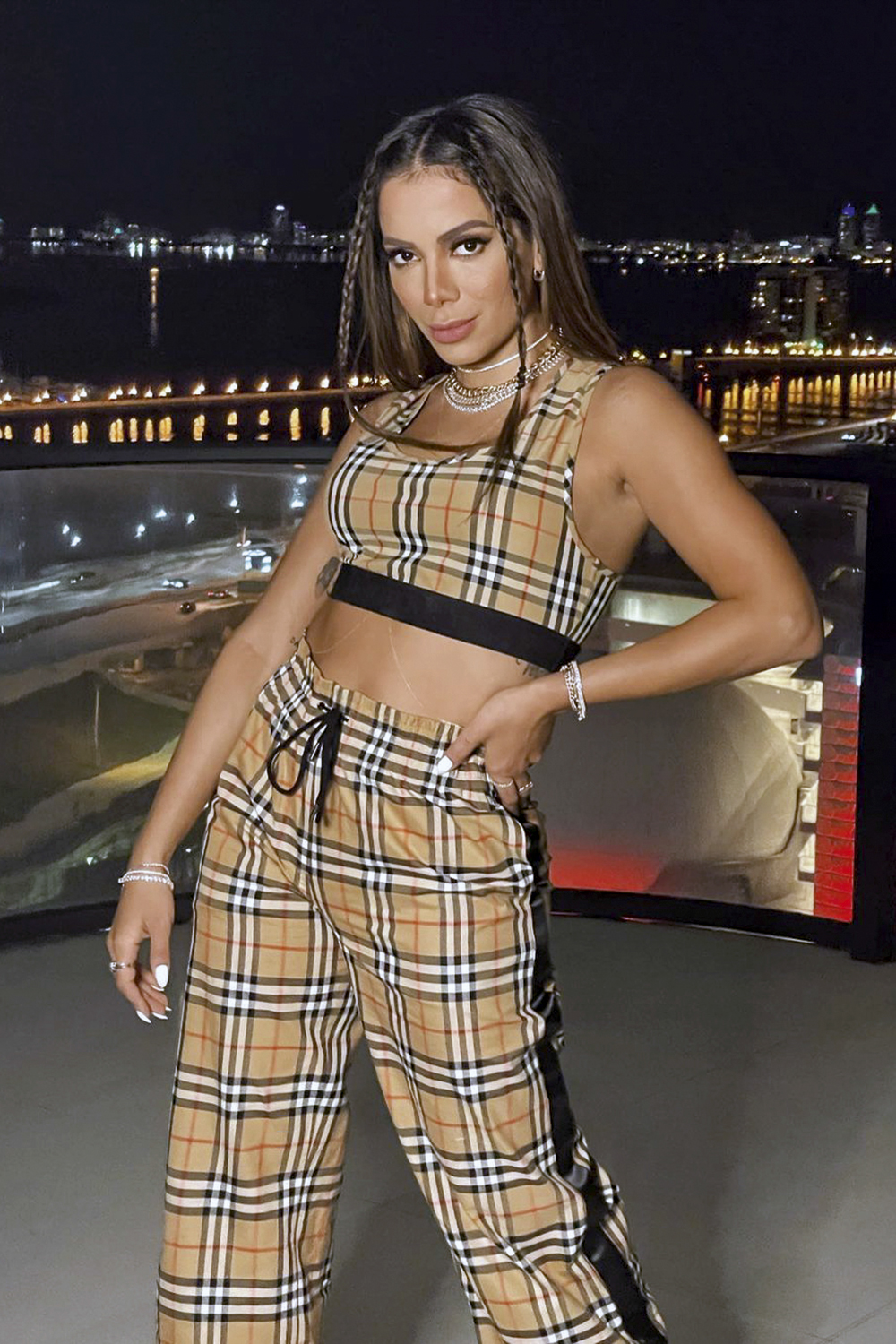 Como Anitta deu início a um império de mais de 100 milhões de dólares