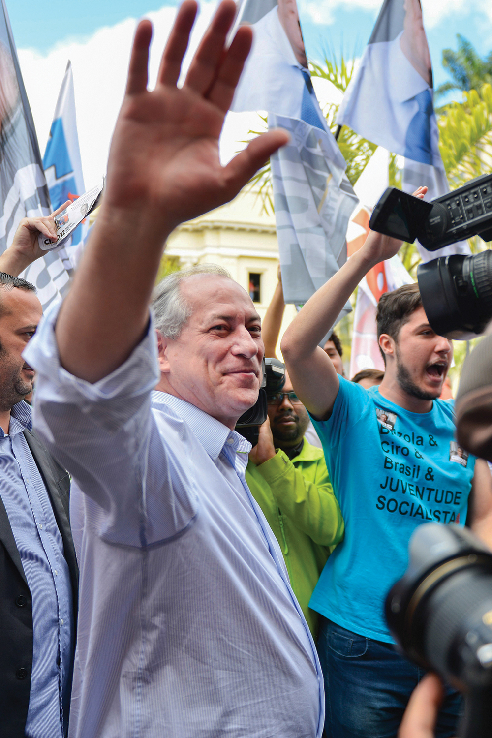 POLITICA – DO DIA – BELO HORIZONTE – MG ACENOS - Ciro: conversas com DEM, PSDB, PSD e Cidadania, entre outros -