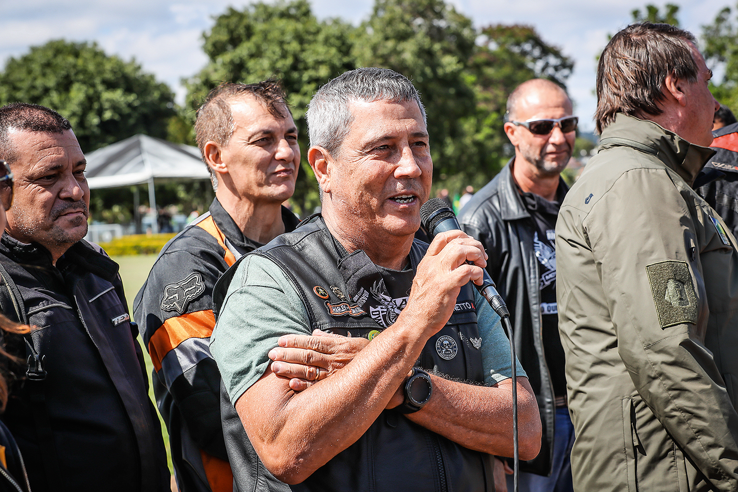 NA RESERVA -&ensp;General Braga Netto: discurso em manifesta&ccedil;&atilde;o pr&oacute;-governo -