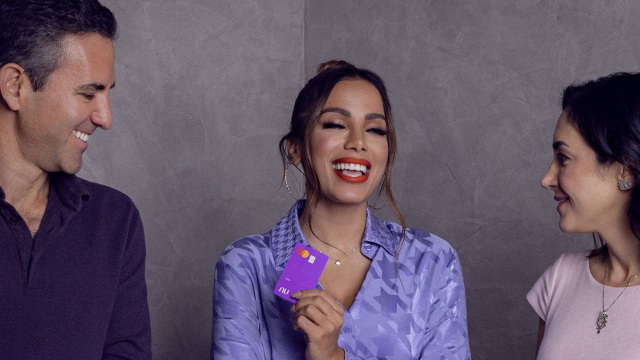 Anitta e Nubank