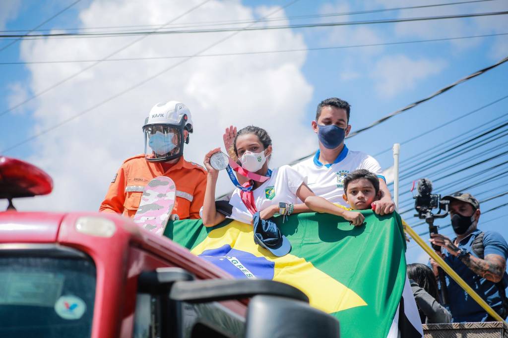 Seis dias após início da Olimpíada, atletas começam a voltar para casa