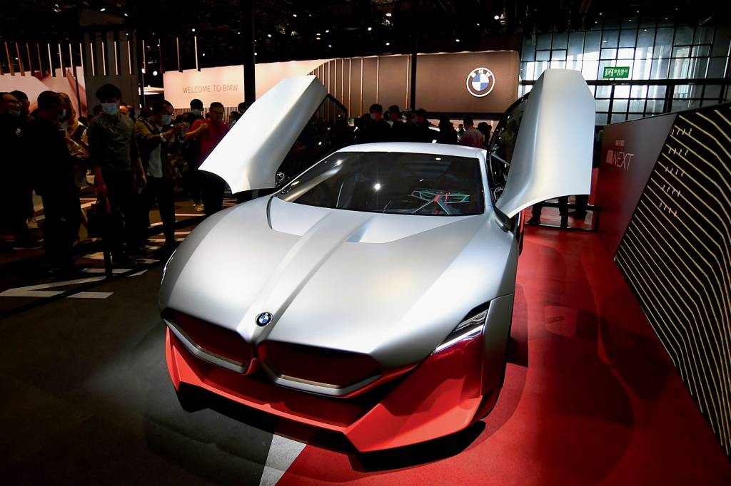 Auto Shanghai 2021 Helds Amid Global Pandemic EM EVIDÊNCIA - BMW elétrica Vision M Next, no Salão Internacional do Automóvel de Xangai, em abril deste ano: mais Ásia, menos eurocentrismo -