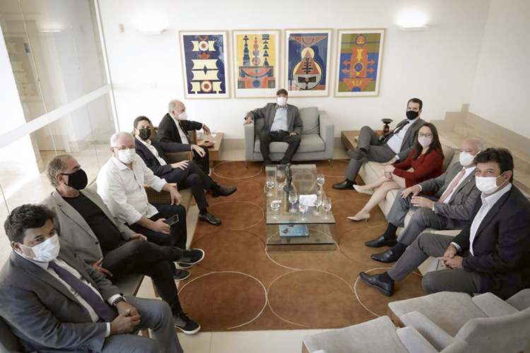 93407543_PA-Brasilia-BSB-16-06-2021-Almoco-em-Brasilia-reune-presidentes-de-partidos-do-centro-na-fo.jpg TERCEIRA VIA - Reunião em Brasília: o centro em busca do candidato ideal -