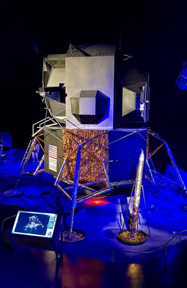 Exposição 'Space Adventure' traz réplicas e objetos originais da exploração espacial Exposição 'Space Adventure' traz réplicas e objetos originais da exploração espacial