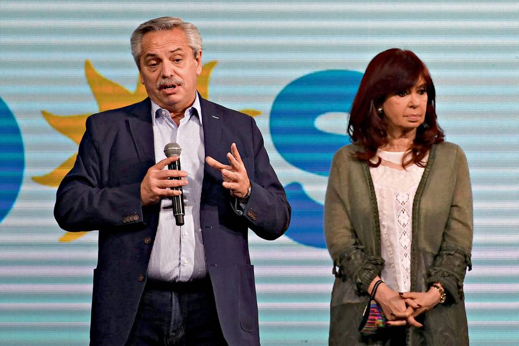 FILES-ARGENTINA-ELECTIONS-LEGISLATIVE-PRIMARY-AFTERMATH-FERNANDE DE MAL - Fernández e Kirchner após as primárias: a vice culpa o chefe -
