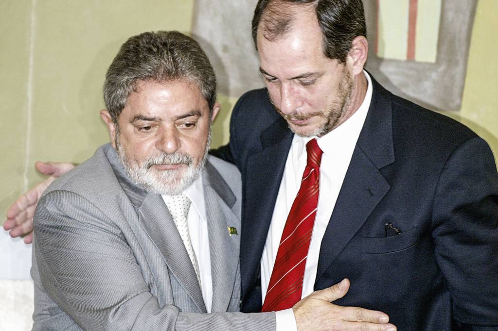 641711-high.jpeg EX-AMIGOS - Lula e Ciro: o pedetista faz ataques ao petista, de quem foi ministro -