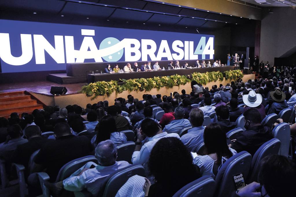 PARTIDO-UNIAO-BRASIL-FUSAO-2021-02.jpg DESUNIDOS - União Brasil: três pré-candidatos à Presidência da República e uma bancada que ainda não se entende -