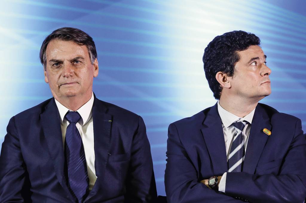 JAIR-BOLSONARO-MORO-2019-9021.jpg TRAIÇÃO - Moro com Bolsonaro: o ex-ministro da Justiça deixou o governo acusando o presidente -