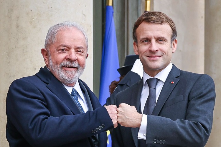 A boa notícia para o Mercosul após telefonema entre Lula e Macron