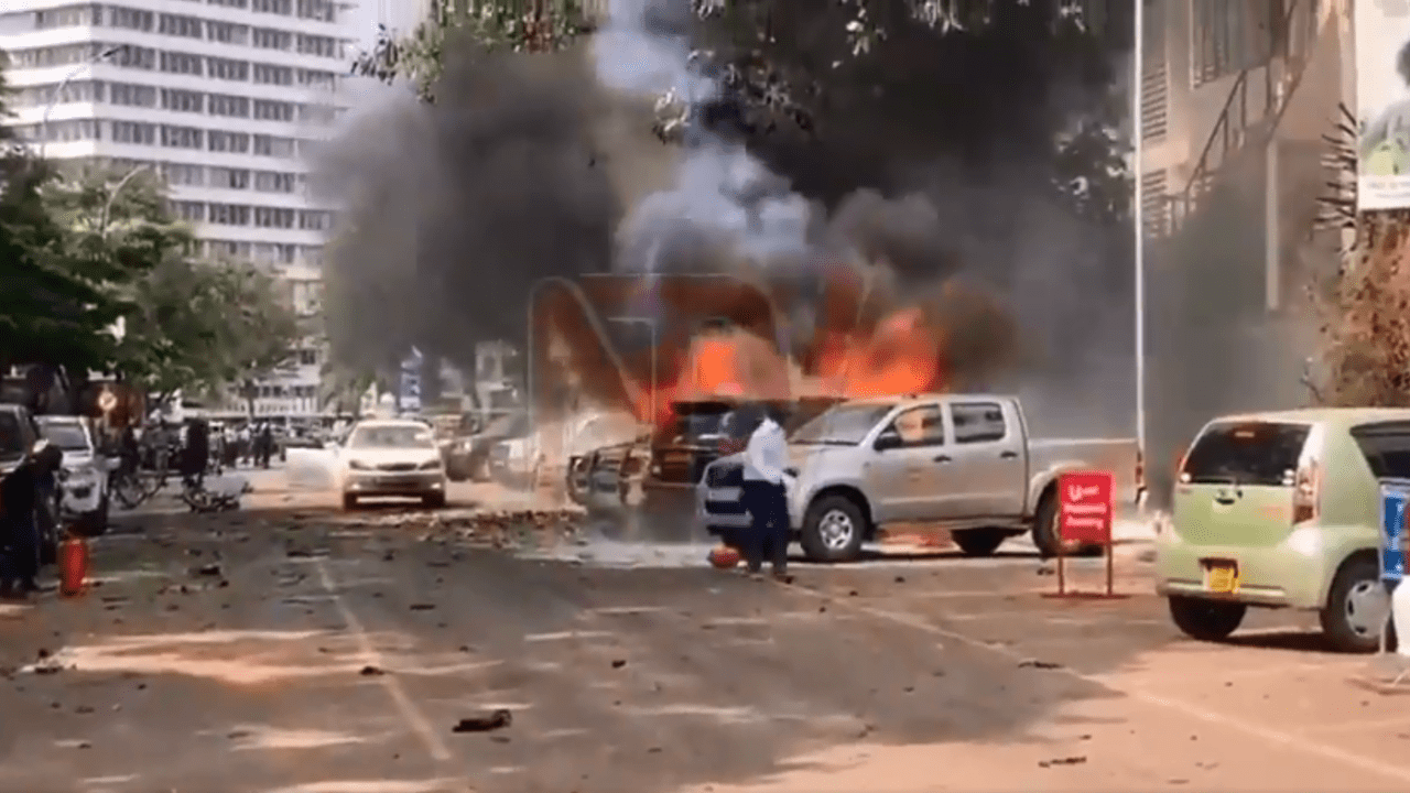 Explosão em Kampala, na capital de Uganda, terça-feira, 16/11