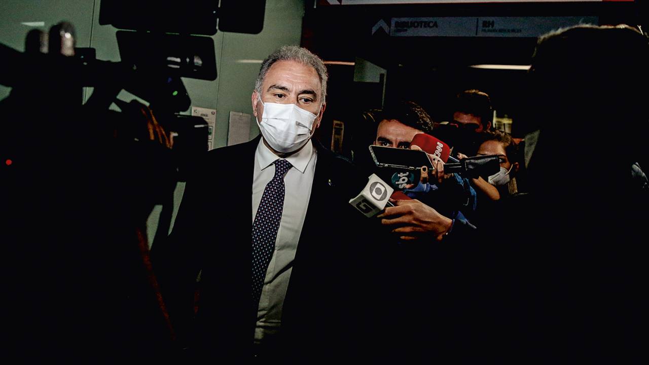 DECEPÇÃO - Marcelo Queiroga: em nome da carreira política, o médico prega hoje contra a exigência de vacinação -