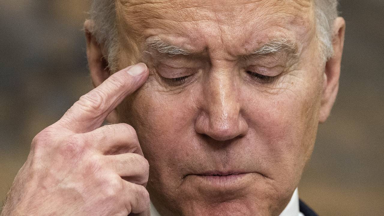 REAÇÃO - Biden aponta sua arma: sanções econômicas cada vez mais duras contra empresas, bancos e pessoas —