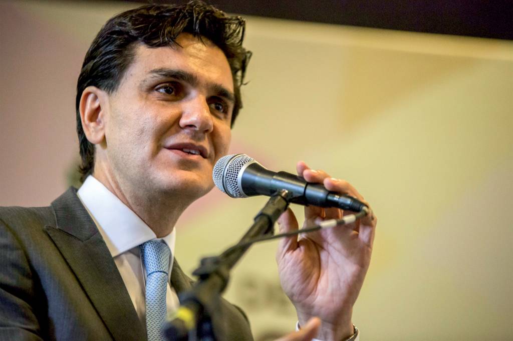Semin·rio ìGrandes cidades, polÌticas intersetoriais e a primeira inf¿nciaî em SP. Gabriel Chalita participa do semin·rio ìGrandes cidades, polÌticas intersetoriais e a primeira inf¿nciaî, na PraÁa das Artes, em S¿o Paulo (SP), na manh¿ desta quinta-feira (30). O semin·rio tem o objetivo de debater polÌticas p¿blicas voltadas ao desenvolvimento integral das crianÁas. Suamy Beydoun/Futura Press