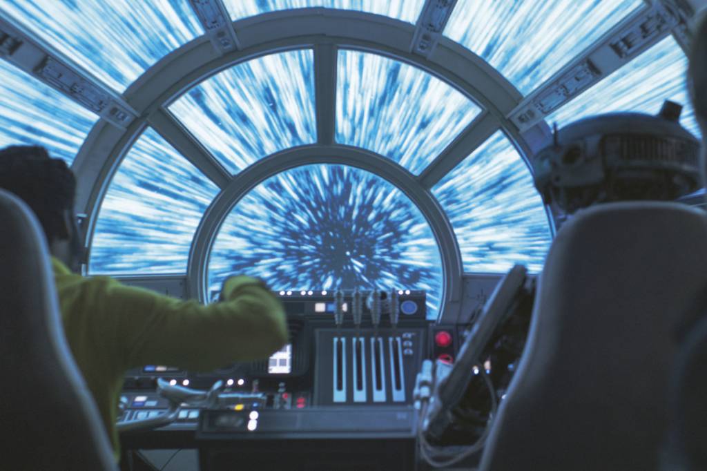 FILME-SOLO—A-STAR-WARS-STORY-44.jpg FICÇÃO - A Millennium Falcon no cinema: a franquia gera negócios bilionários -