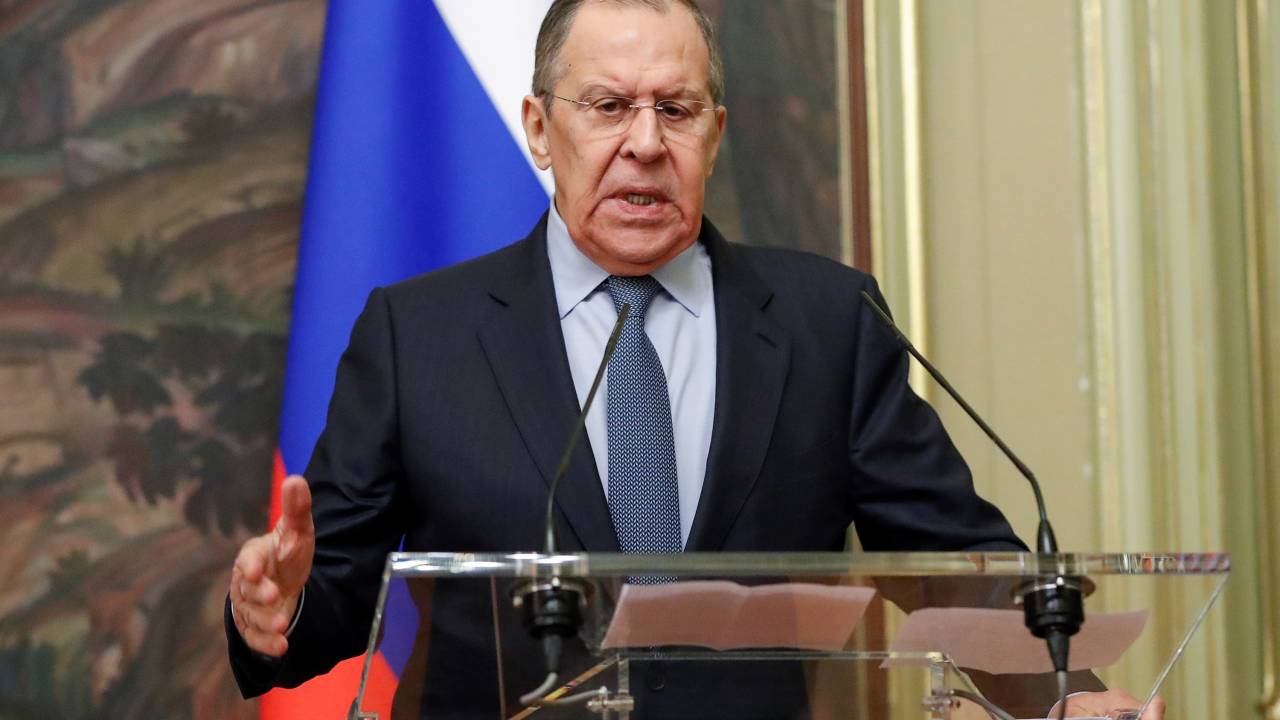 Moscow (Russian Federation), 16/02/2022.- Russian Foreign Minister Sergei Lavrov attends a news conference following talks with his Brazilian counterpart Carlos Franca in Moscow, Russia, 16 February 2022. (Brasil, Rusia, Moscú) EFE/EPA/SHAMIL ZHUMATOV/ POOL