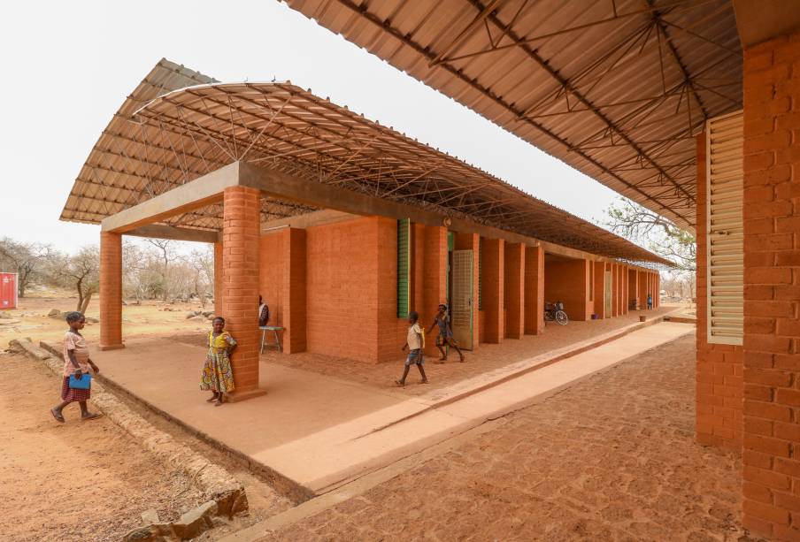 A Villa Opera, em Burkina Fasso, projetada para incluir sala de espetáculos e salas de aulas de música para jovens - A Villa Opera, em Burkina Fasso, projetada para incluir sala de espetáculos e salas de aulas de música para jovens -