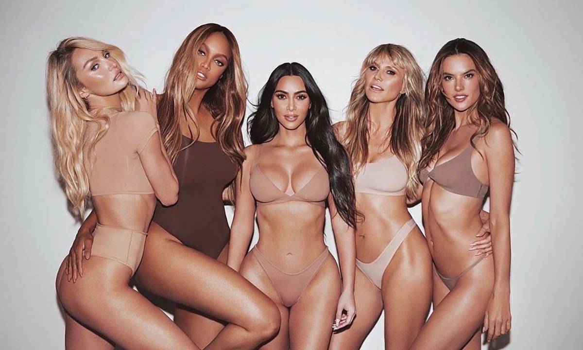 ---Skims_Candace_Heidi_Tyra_Alessandra_01_Mainstyle.jpeg