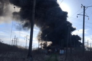 Estação ferroviária em Krasne, na Ucrânia, é atingida por bombardeio. 25/04/2022