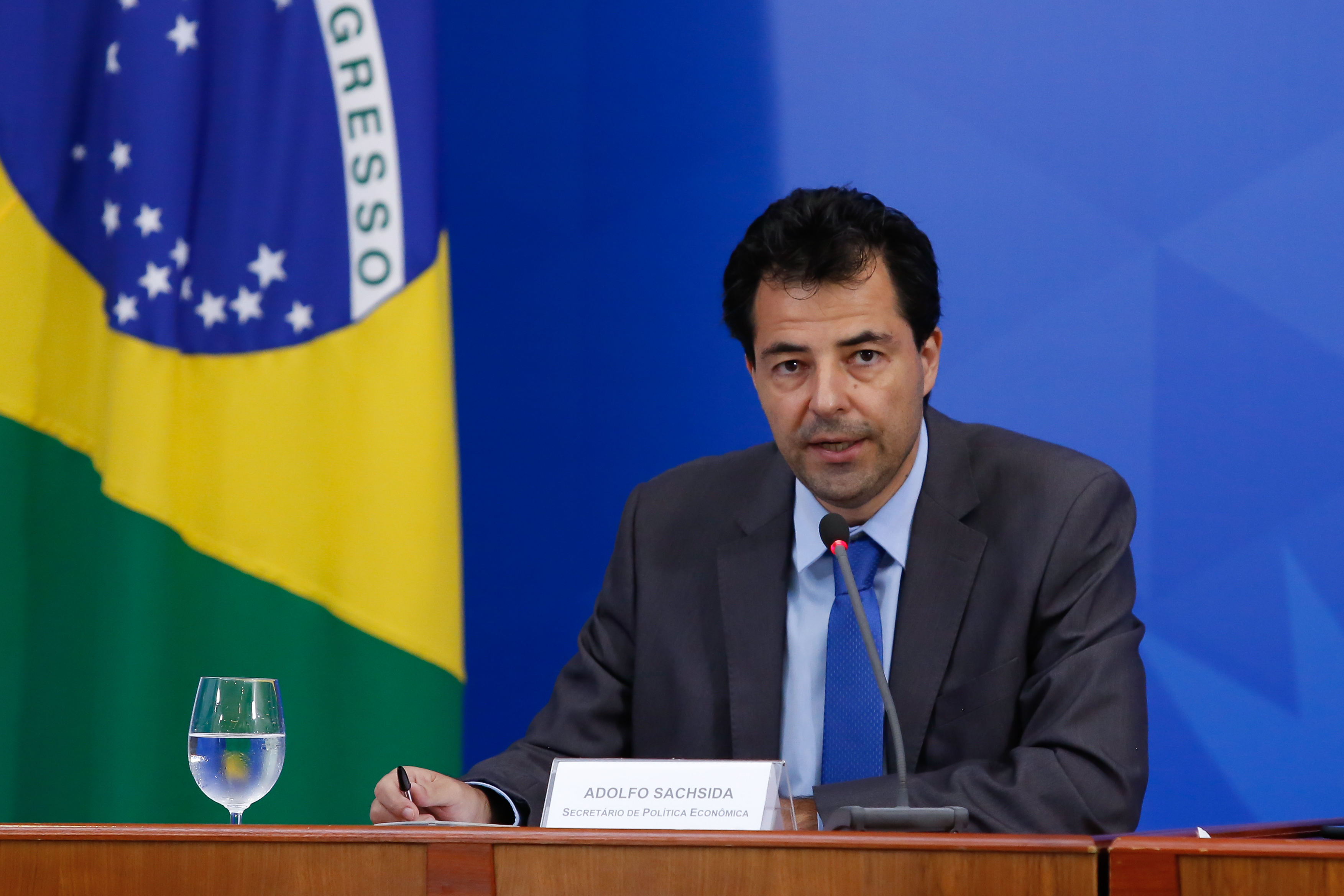 Governo quer aprovar ainda hoje MP da digitalização de cartórios