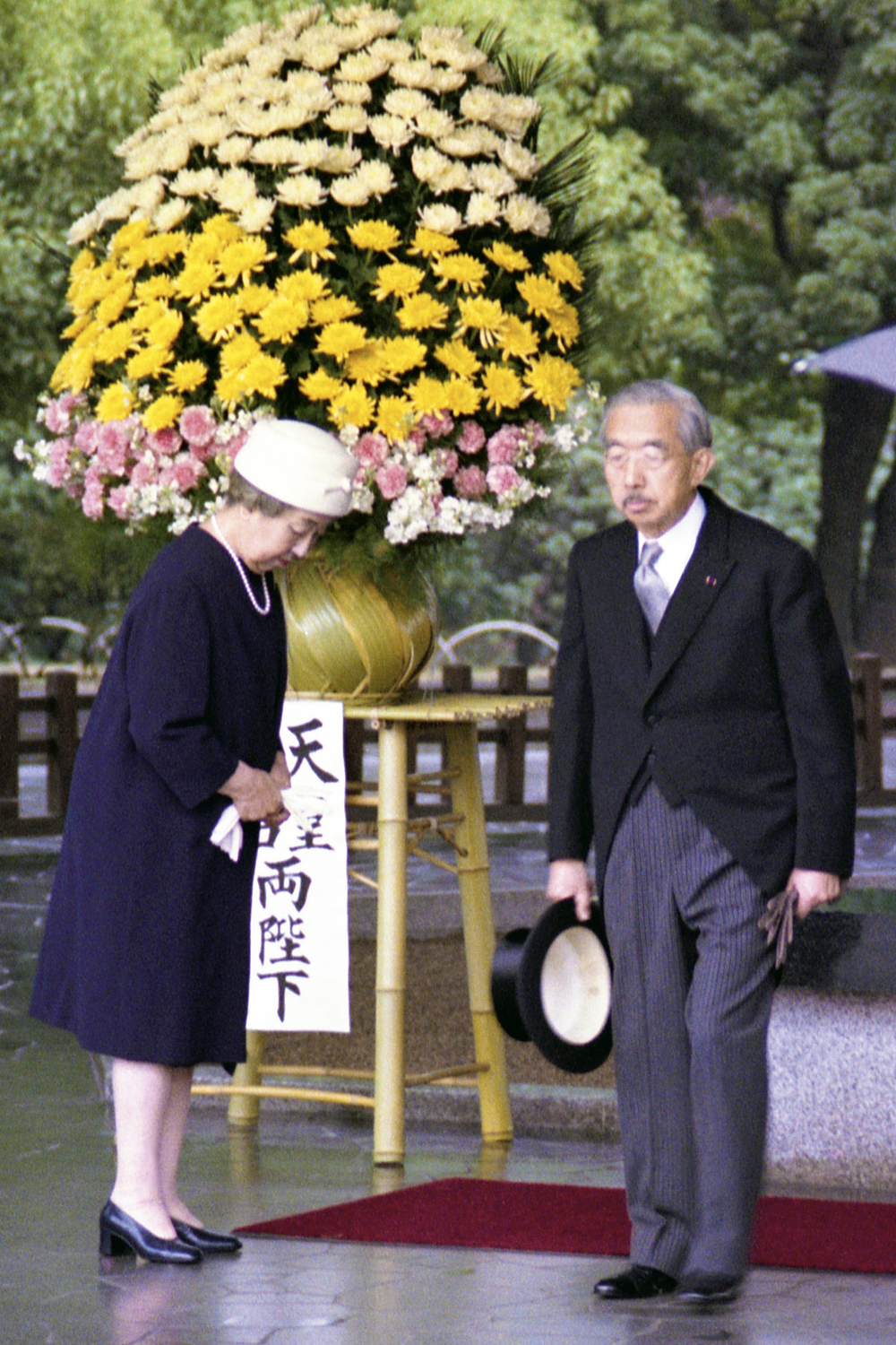 AP19228331625094.jpg LONGEVIDADE - Nagako e Hirohito: ele foi imperador do Japão durante 63 anos -