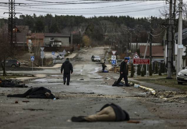 O Massacre de Bucha, `a noroeste de Kiev, está sendo investigado por crimes de guerra, ocorrido em 2 de abril de 2022. O Massacre de Bucha, `a noroeste de Kiev, está sendo investigado por crimes de guerra, ocorrido em 2 de abril de 2022.