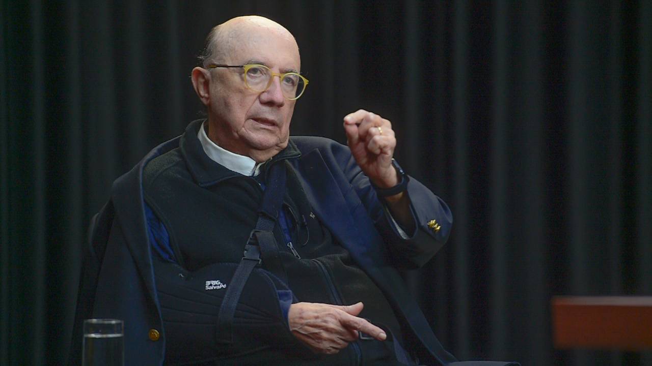 O ex-ministro da Fazenda, Henrique Meirelles, durante a gravação do programa Amarelas On Air -