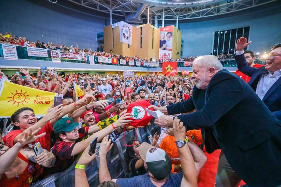 09/05/2022 - Lula participa de Ato "Lula Abraça Minas", em Belo Horizonte.