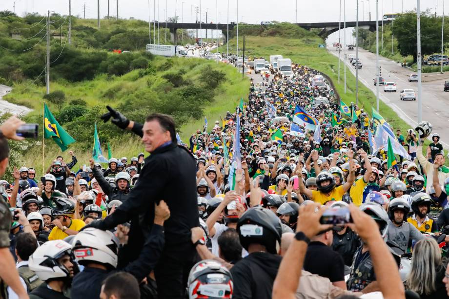 Presidente da República Jair Bolsonaro durante motociata, em Caruaru-PE, 23/06/2022.