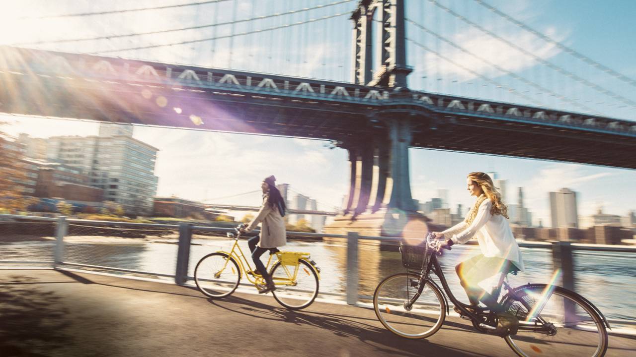 NA PISTA - Nova York: 25% das ruas deverão se tornar espaços para pedestres e ciclistas -
