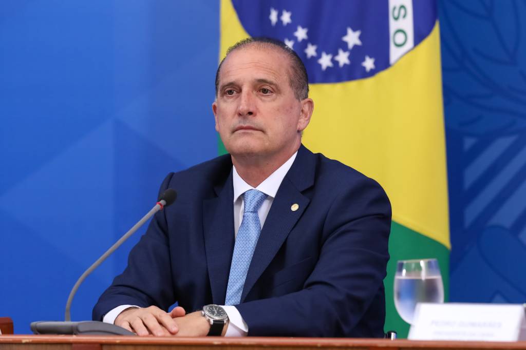 Familiares de vítimas da Covid-19 repudiam fala de Onyx Lorenzoni