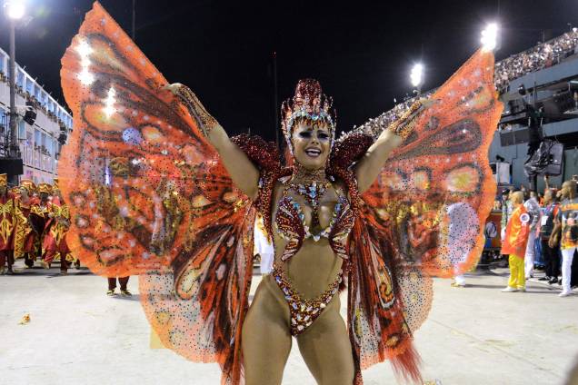 Viviane Araujo, rainha de bateria, no desfile da escola de samba do grupo especial Salgueiro, no Sambódromo da Marquês de Sapucai, Rio de Janeiro. 03/03/2019. Viviane Araujo, rainha de bateria, no desfile da escola de samba do grupo especial Salgueiro, no Sambódromo da Marquês de Sapucai, Rio de Janeiro. 03/03/2019.