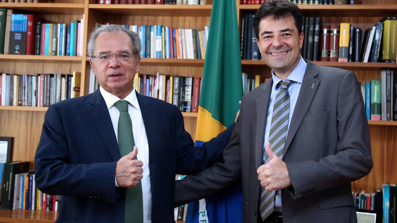 Paulo Guedes e Adolfo Sachsida -