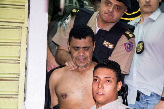 Adélio Bispo de Oliveira, é levado para a delegacia de polícia, após atacar o então candidato `a presidência da república Jair Bolsonaro, na cidade mineira de Juiz de Fora. 06/09/2018. Adélio Bispo de Oliveira, é levado para a delegacia de polícia, após atacar o então candidato `a presidência da república Jair Bolsonaro, na cidade mineira de Juiz de Fora. 06/09/2018.