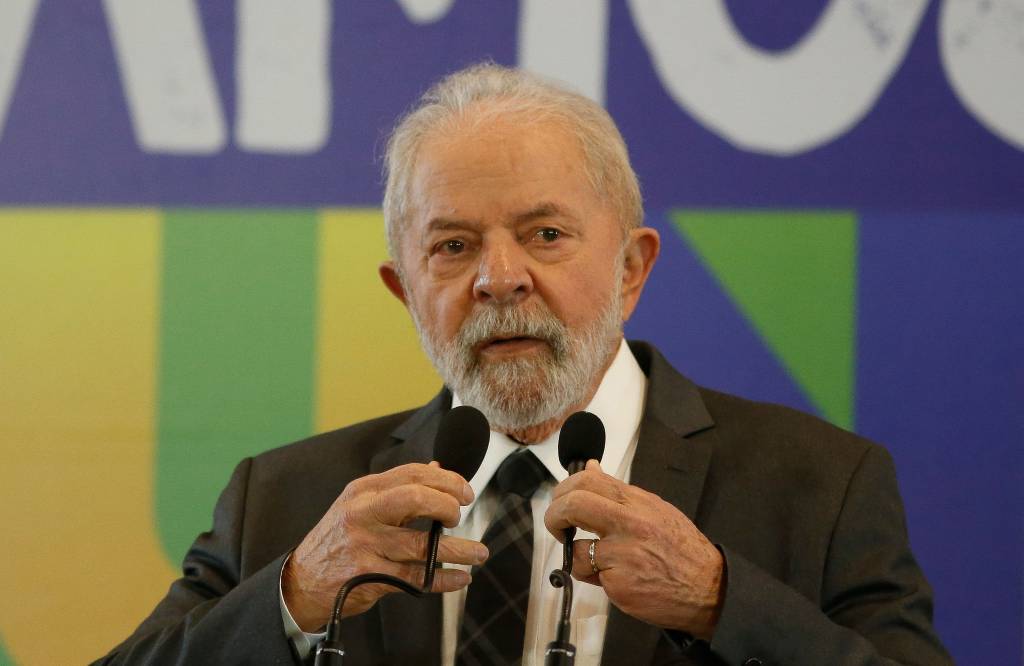 Empresas prestam contas à B3 após ‘efeito Lula’ nos mercados