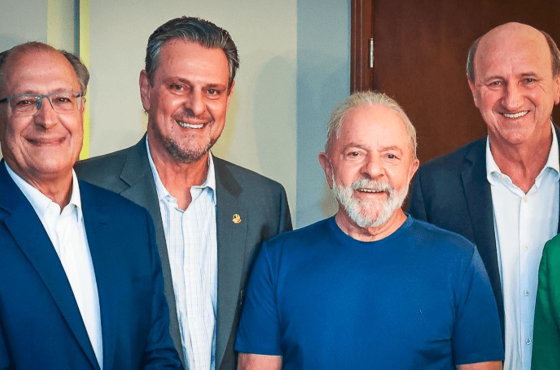 Senador quer ‘enquadrar’ suplente para se viabilizar como ministro de Lula
