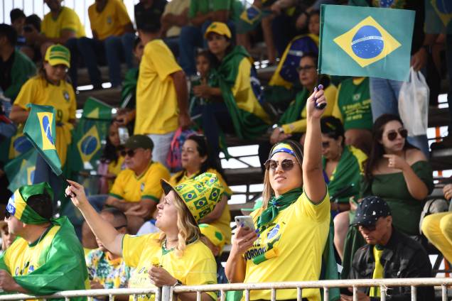Apoiadores de Jair Bolsonaro durante o desfile militar de 7 de setembro - Apoiadores de Jair Bolsonaro durante o desfile militar de 7 de setembro -