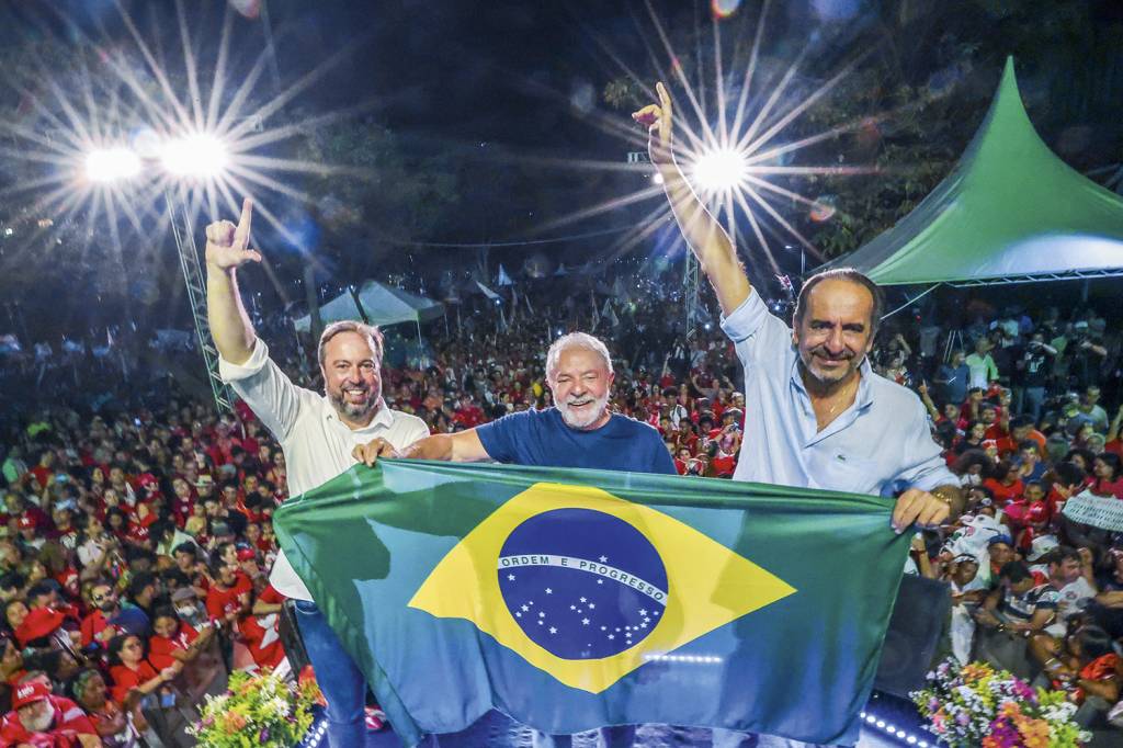 Forte contra Bolsonaro, Lula frustra parte dos aliados como cabo eleitoral