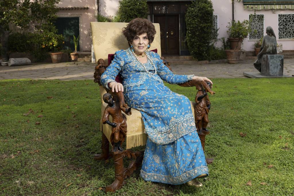 GettyImages-1408063527.jpg ESTRELA - Gina Lollobrigida: a diva de Hollywood é candidata aos 95 anos -