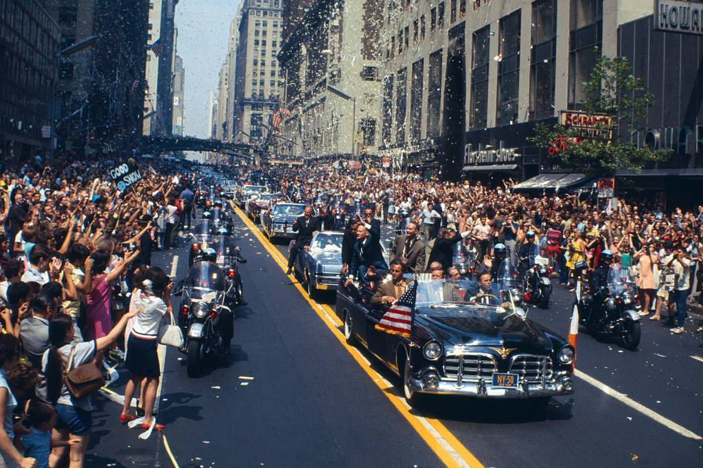 Apollo 11 Astronauts Receiving Cheer and Support DESFILE - Astronautas em Nova York, depois da primeira viagem: celebridades -