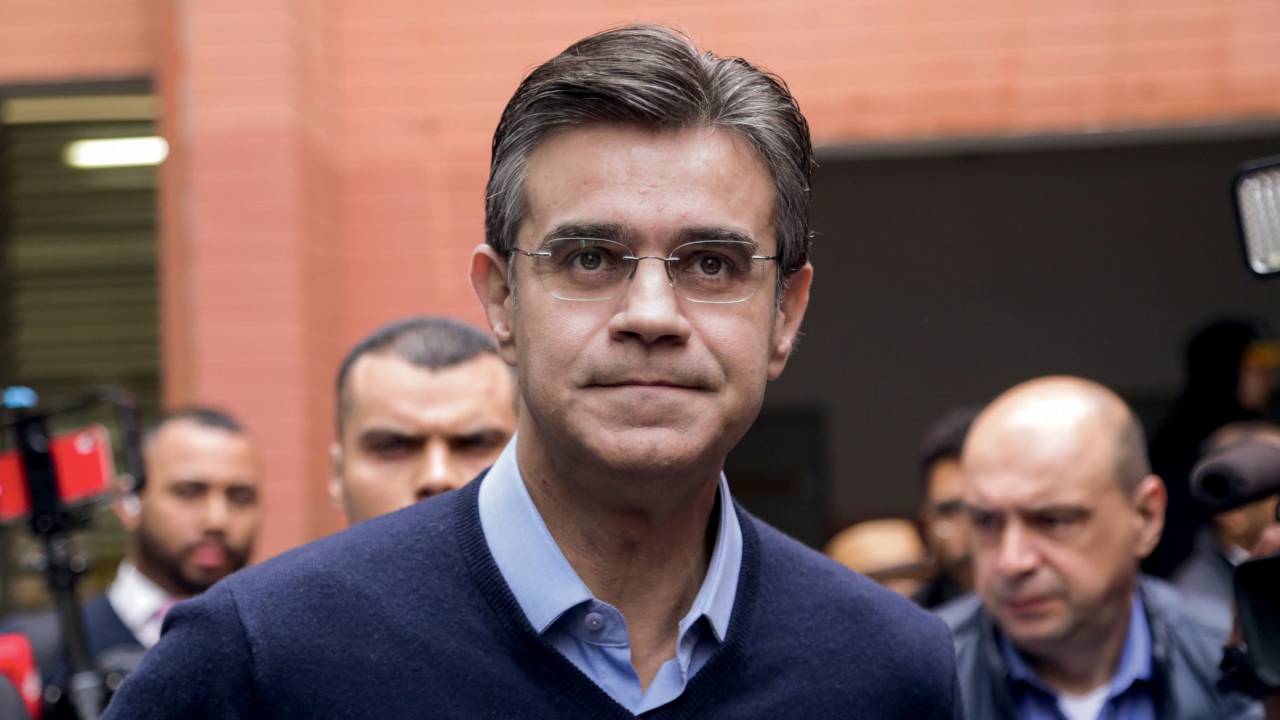 FIASCO - Garcia: vencido no primeiro turno, o governador dá “apoio incondicional” a Bolsonaro -