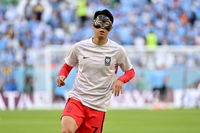 FBL-WC-2022-MATCH14-URU-KOR Son Heung-min é a aposta coreana no Mundial -