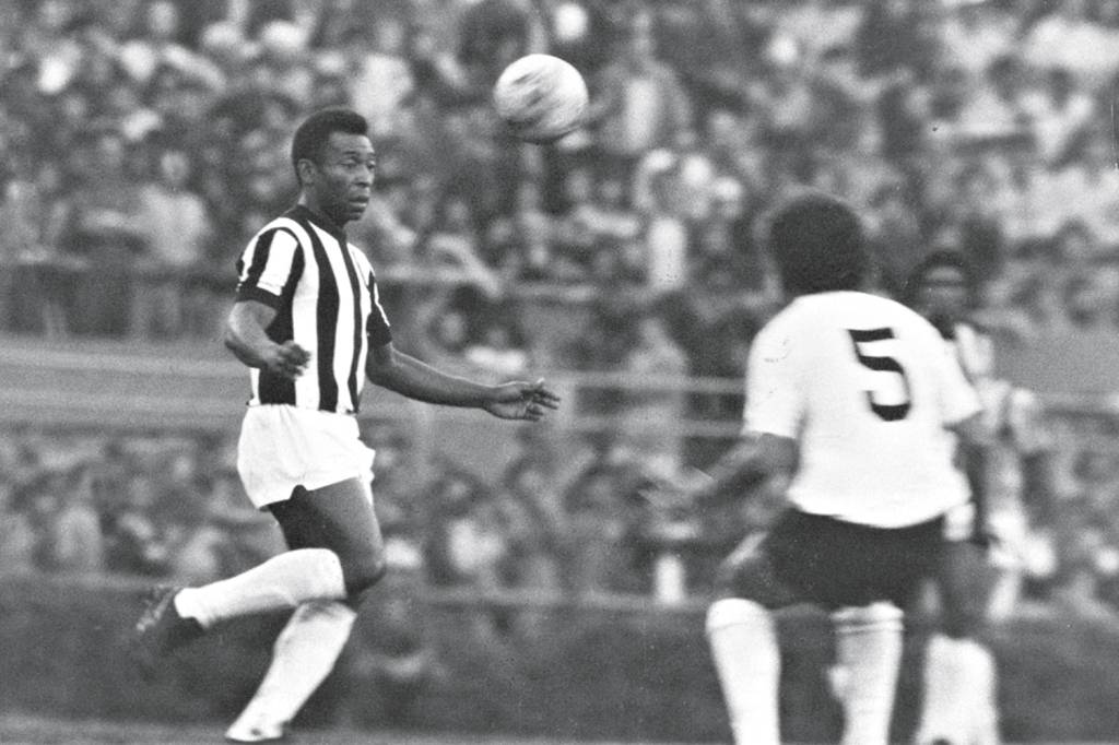 GettyImages-2638221.jpg EM 1974 - O rei Pelé, pelo Santos: e se ele tivesse jogado a Copa? -