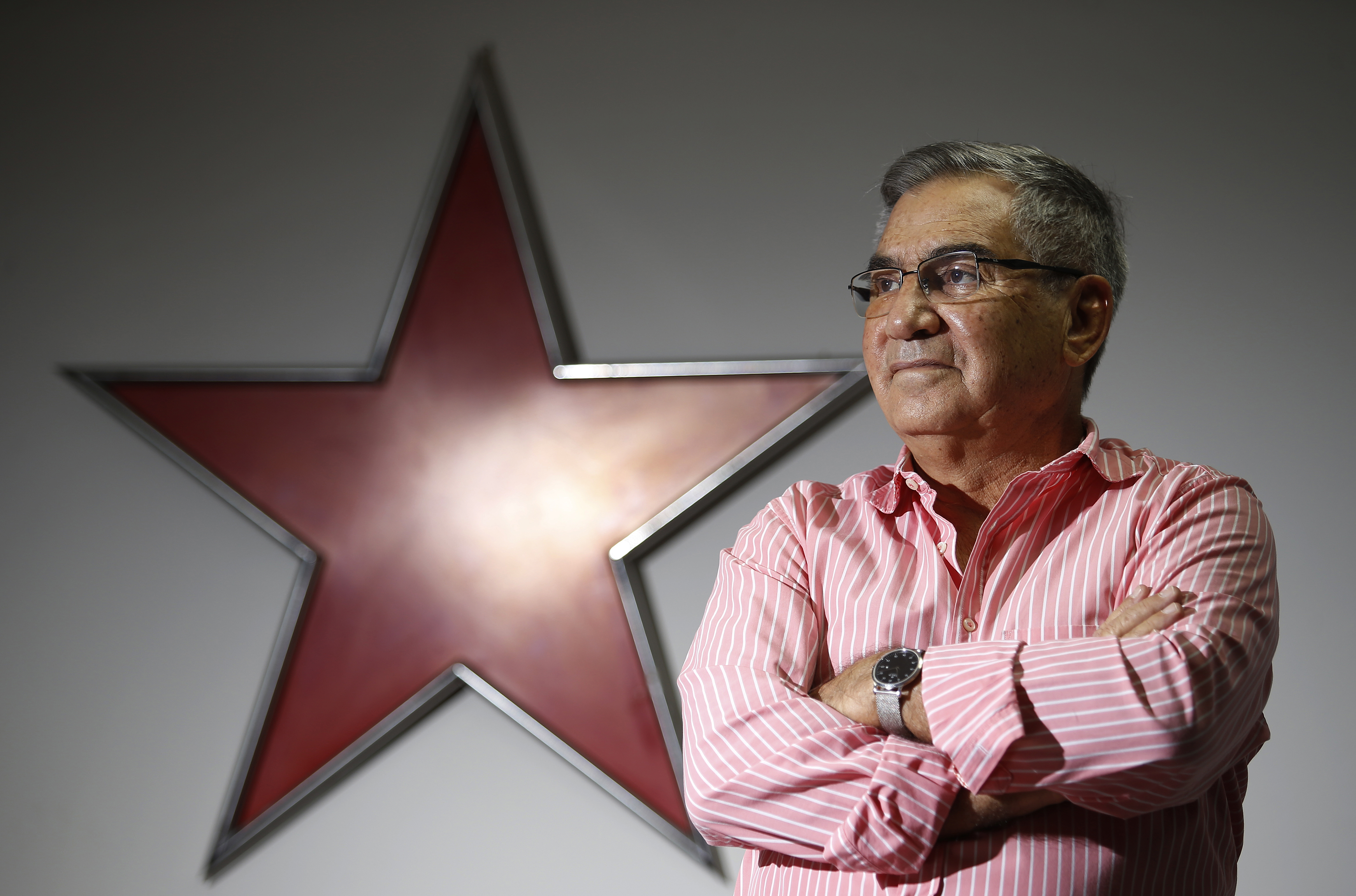 ‘De velho chega o técnico’: A tática de Lula, segundo Gilberto Carvalho