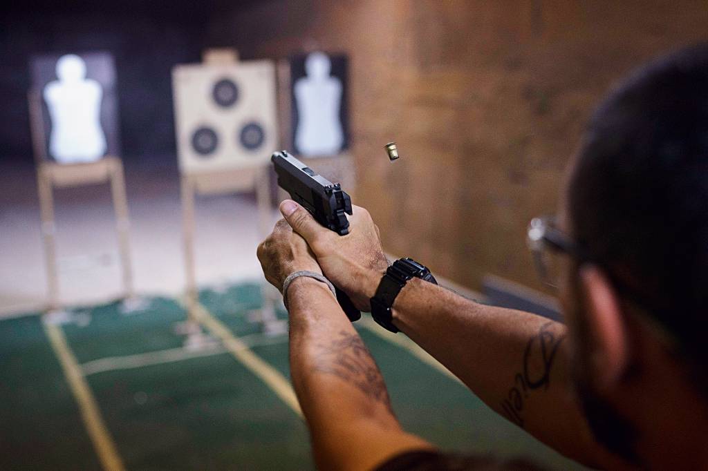 BRASIL ARMAS DE FUEGO NO ALVO - Armamento de civis: temas associados à direita ficarão no passado -