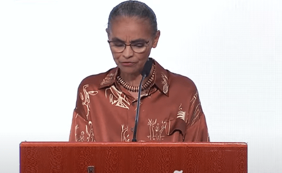 Marina Silva passa mal e dá entrada em hospital de Brasília