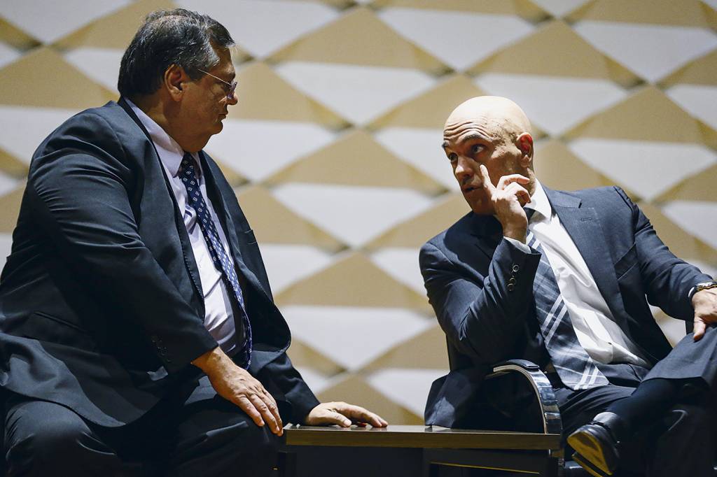 FLAVIO-DINO-ALEXANDRE-DE-MORAES-2023-77.jpg RIGOR NECESSÁRIO - Dino e Alexandre de Moraes: ordens para desmontar os acampamentos em frente aos quartéis -