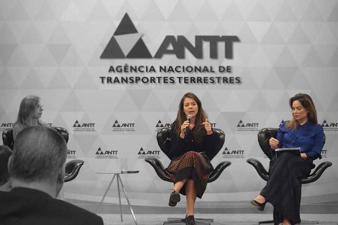 Mayra Cotta durante o "Encontro Nacional de Corregedorias", organizado pela Controladoria-Geral da União (CGU), para falar das especificidades da apuração de casos de assédio sexual