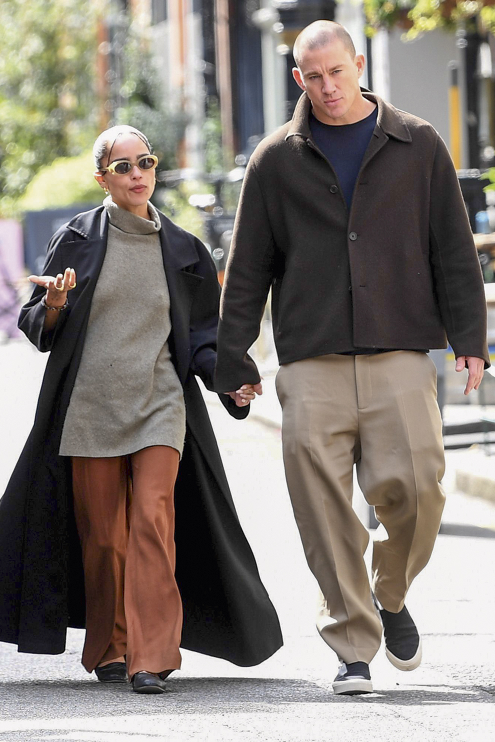 ZOE-KRAVITZ-CHANNING-TATUM-2023-1.jpg SEM ALARDE - O casal Zoë Kravitz e Channing Tatum: o básico é elegante