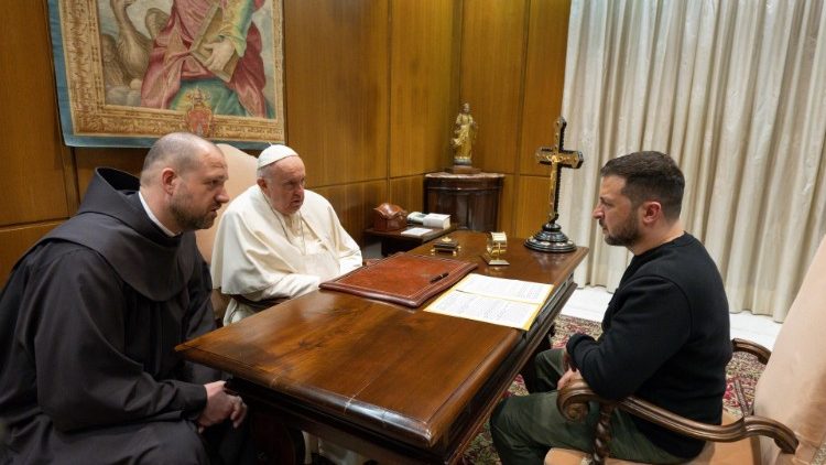 Encontro O papa Francisco e o presidente ucraniano durante audiência neste sábado, 13